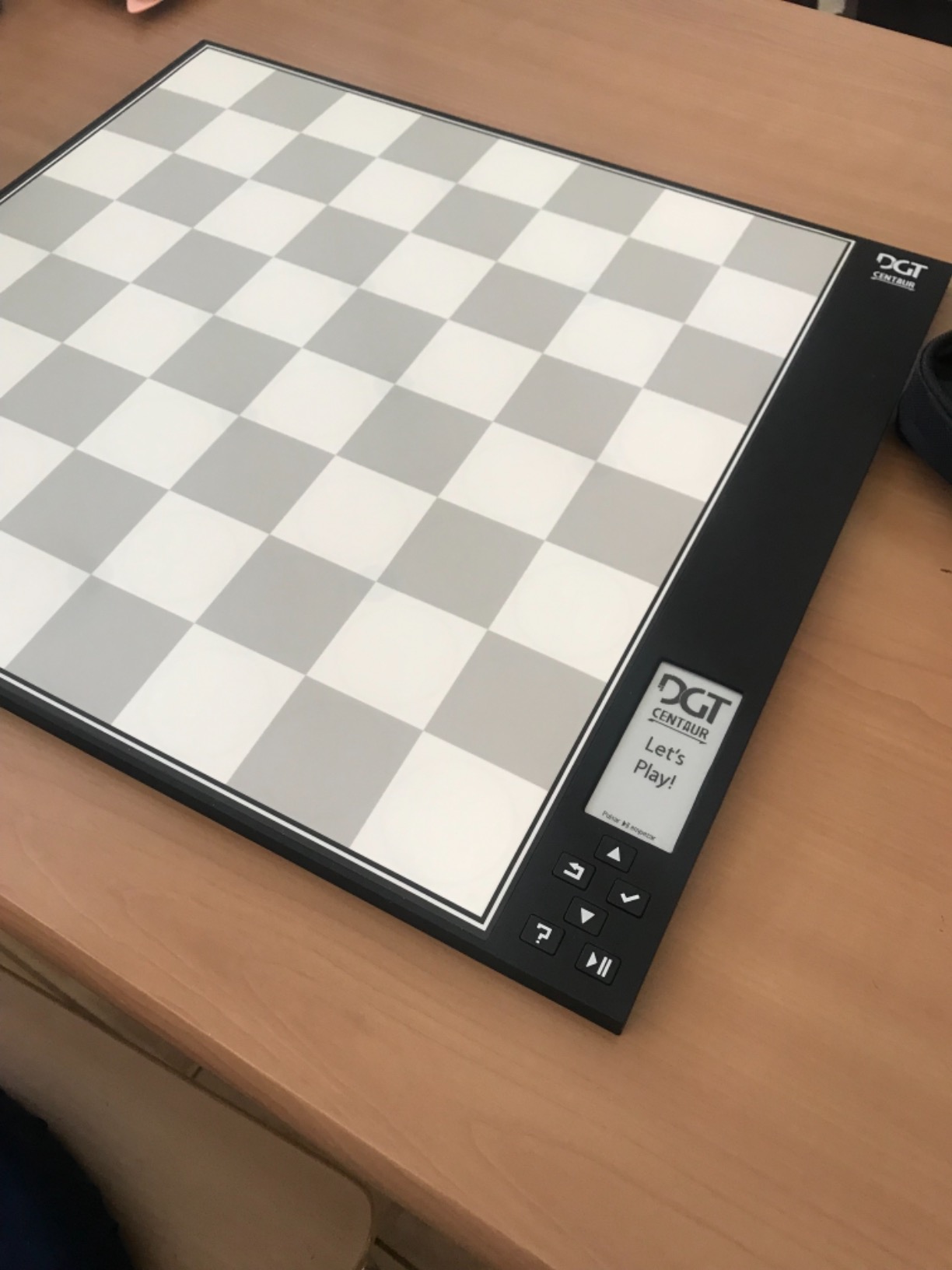 DGT Centaur - New Revolutionary Chess Computer - Digital Electronic Chess Set - Single Player - Ages 6 and Up customer photo 4