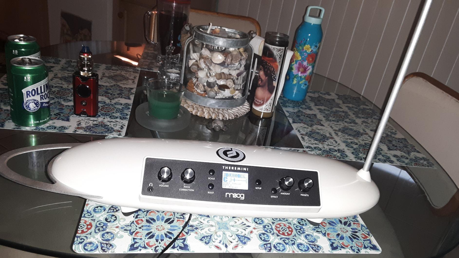 MOOG Theremini Theremin Synthesizer | Pitch Correction, CV Out, Built-In Tuner and Speaker, AniMOOG Synthesizer Sound Engine with 32 Presets, LCD Screen customer photo 1