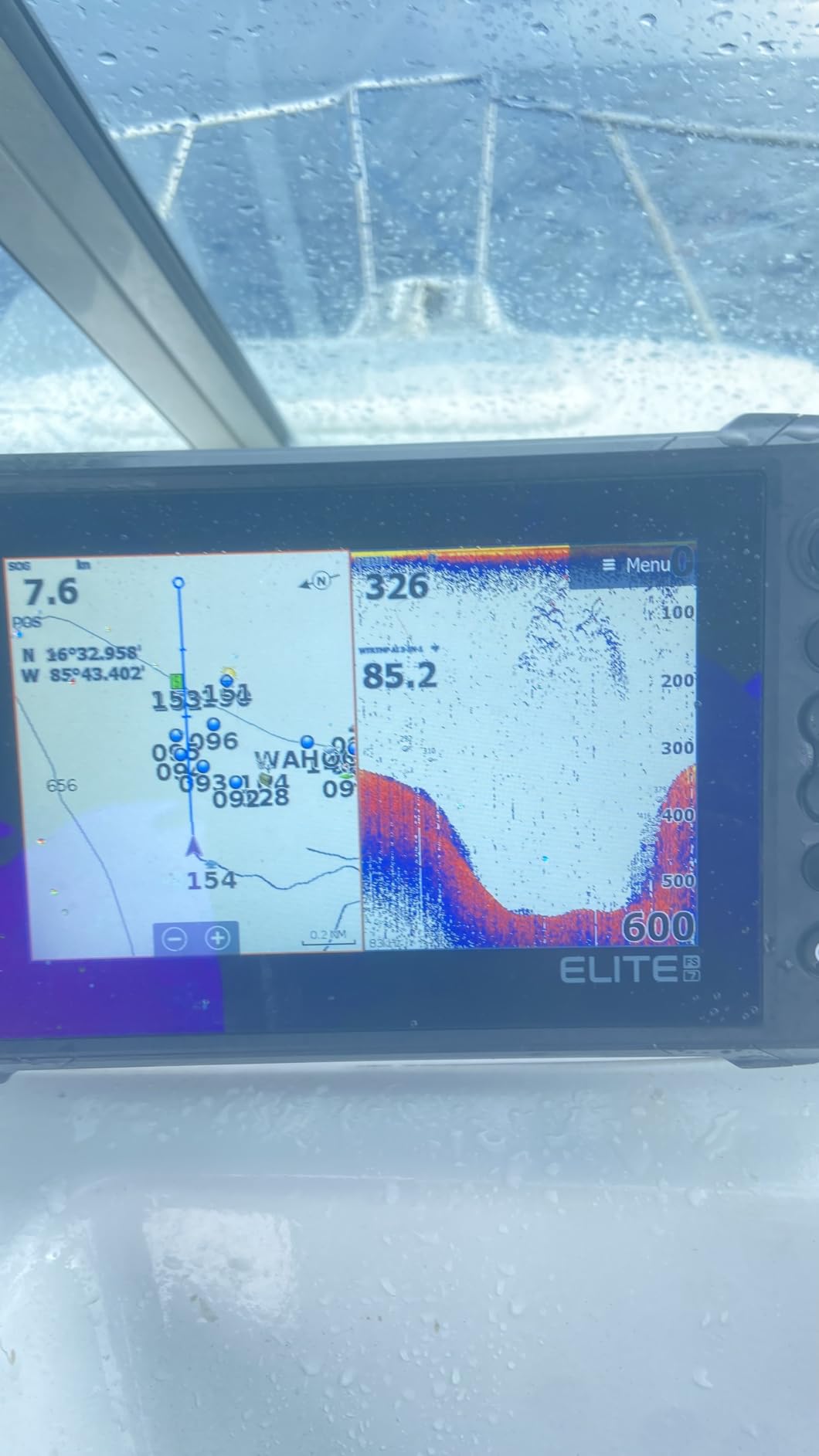 Lowrance Elite FS Fishfinder/Chartplotter with Active Imaging 3-in-1 customer photo 2