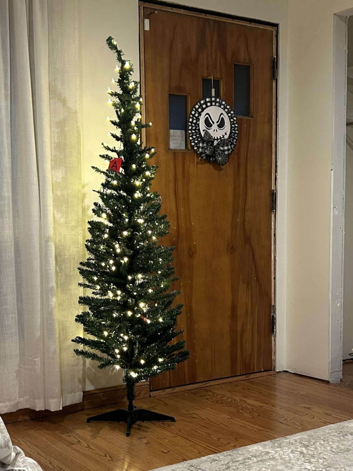 HOMCOM Noble Fir Artificial Pencil Christmas Tree Prelit 6' Green | Slim, 200 Warm White LED Lights, 390 Tips, Christmas Decoration customer photo 1