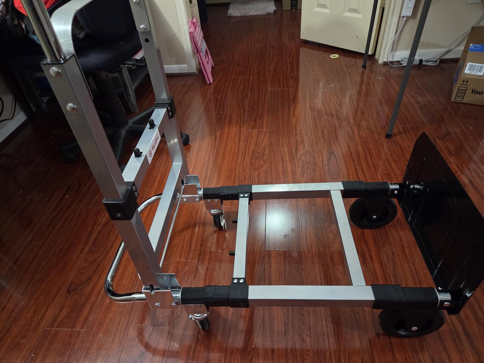 Suzhi Convertible Hand Truck Dolly Cart Heavy Duty/with 4 Wheels,Industrial Grade,1000 Lbs Load, 2 Straps for Moving Furniture/Appliance/Carton/Warehouse/Office / 10 Minutes' Install as Video customer photo 2
