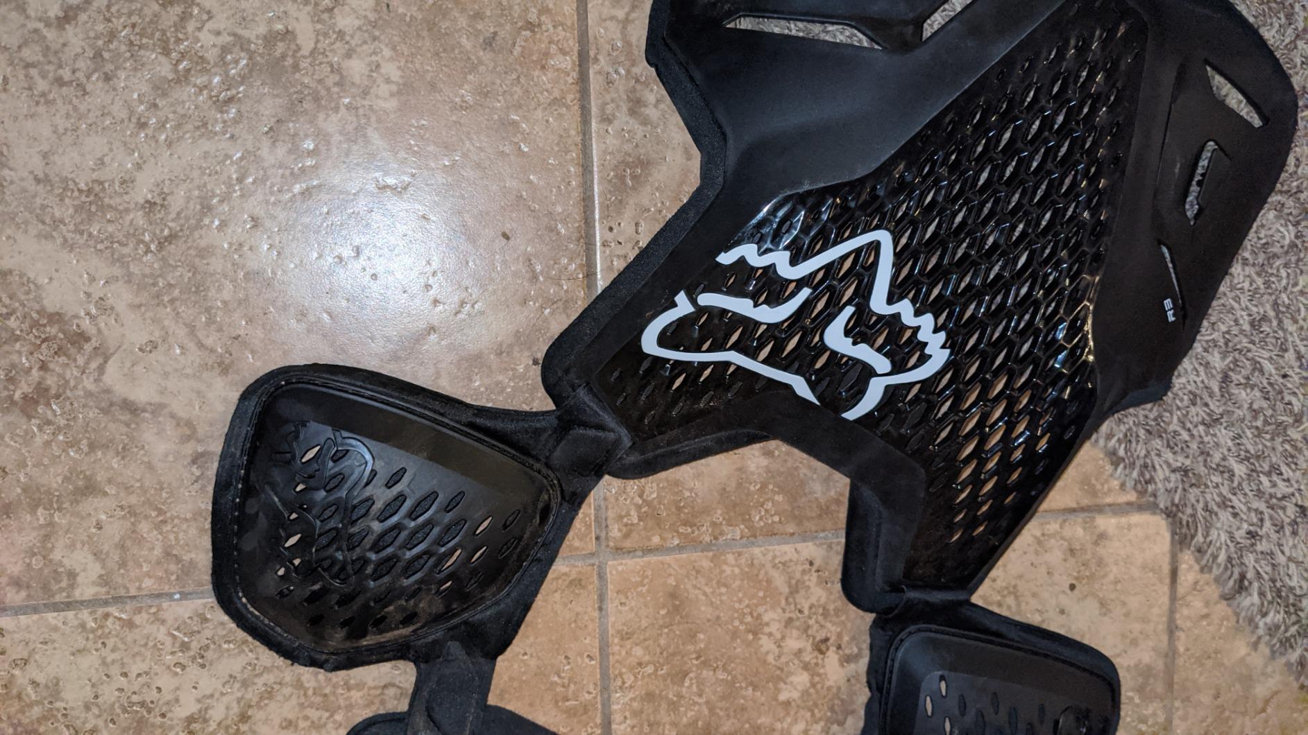 Fox Racing R3 Motocross Dirt Bike Chest Guard customer photo 2